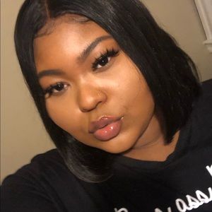 Meet your Posher, Mae